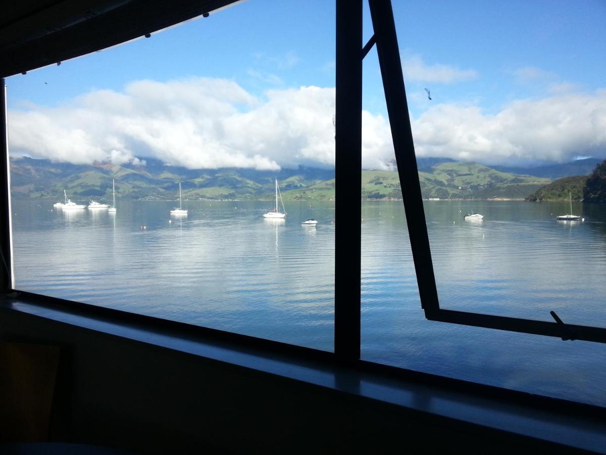 Waterfront 3*