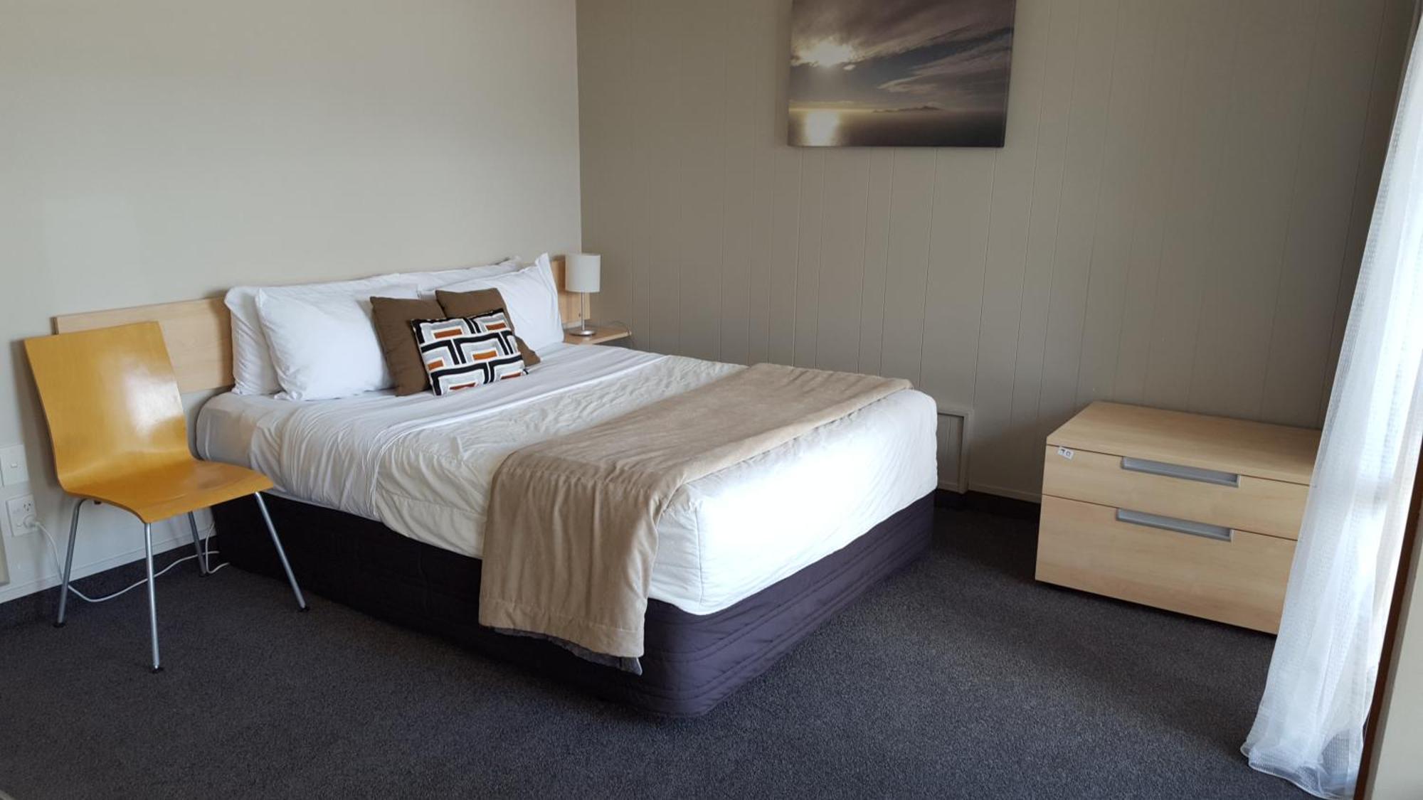 Waterfront 3* Akaroa